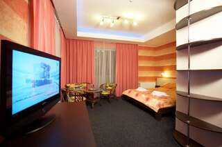 Гостиница Ай Сафия Судак Улучшенный двухместный номер с 1 кроватью-1